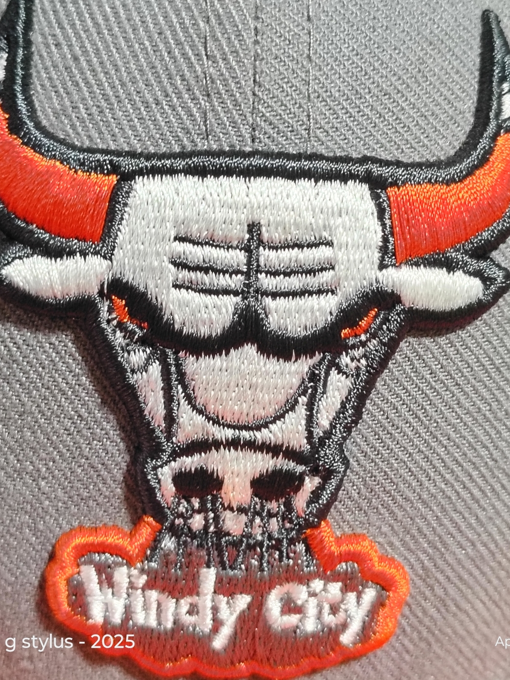 NEW ERA Gray,& Orange Snapback with Chicago Bulls Patch (😲🔥 NWOT)